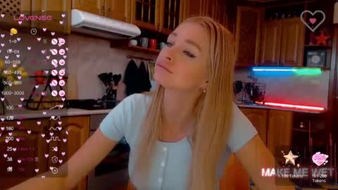 Snapshot of barbie_kiss1 chatting on 01-16-25, 04:38 barbie online show from 01-16-25, 04:38