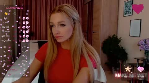 Snapshot of barbie_kiss1 chatting on 01-20-25, 03:59 barbie online show from 01-20-25, 03:59