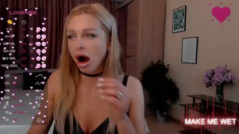 Snapshot of barbie_kiss1 chatting on 01-22-25, 04:34 barbie online show from 01-22-25, 04:34