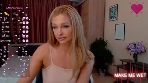 Snapshot of barbie_kiss1 chatting on 01-25-25, 01:10 barbie online show from 01-25-25, 01:10