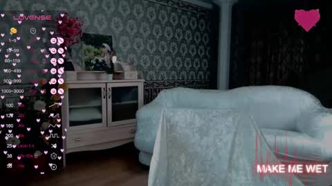 Snapshot of barbie_kiss1 chatting on 01-28-25, 01:18 barbie online show from 01-28-25, 01:18