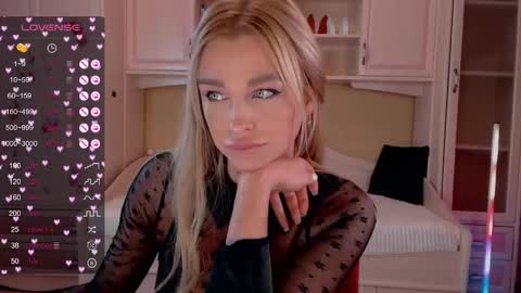 Snapshot of barbie_kiss1 chatting on 02-05-25, 04:06 barbie online show from 02-05-25, 04:06