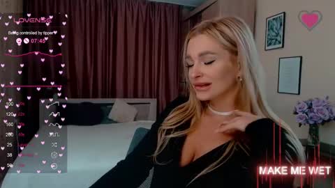 Snapshot of barbie_kiss1 chatting on 02-13-25, 01:19 barbie online show from 02-13-25, 01:19