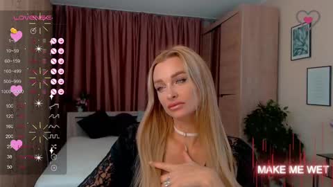 Snapshot of barbie_kiss1 chatting on 02-20-25, 01:03 barbie online show from 02-20-25, 01:03