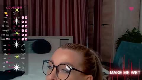 Snapshot of barbie_kiss1 chatting on 03-07-25, 07:30 barbie online show from 03-07-25, 07:30