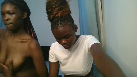 queen online show from 10-30-25, 11:27