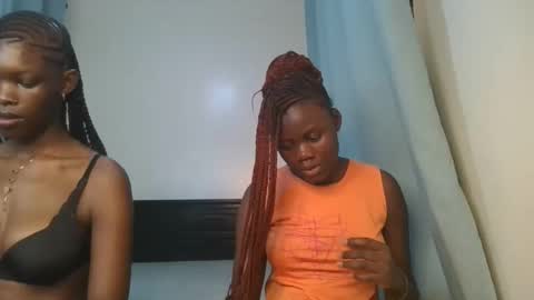 queen online show from 12-20-25, 10:44