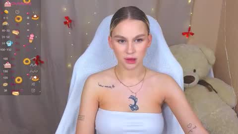 Eva online show from 11-16-25, 12:27