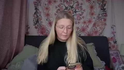 barbiegirl966 online show from 12-05-25, 09:40