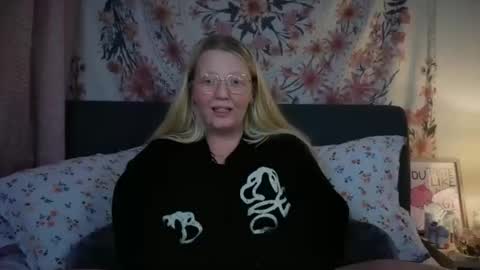 barbiegirl966 online show from 04-27-26, 08:29