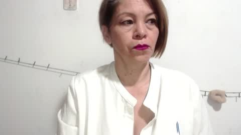 Snapshot of barbiemature chatting on 07-22-26, 11:02 barbiemature online show from 07-22-26, 11:02