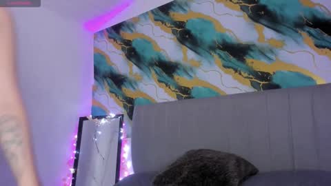 Barbie... online show from 12-20-25, 04:08