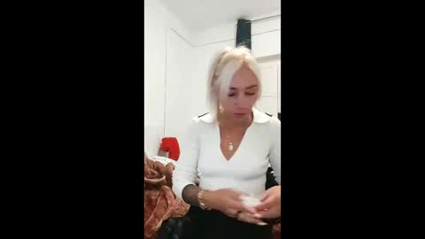 barbyy760668 online show from 12-22-25, 05:32