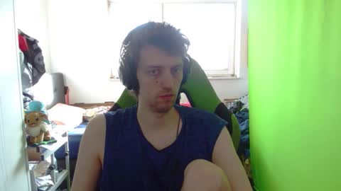 Snapshot of barca200 chatting on 10-25-25, 08:22 barca200 online show from 10-25-25, 08:22