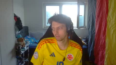 Snapshot of barca200 chatting on 06-13-26, 07:12 barca200 online show from 06-13-26, 07:12