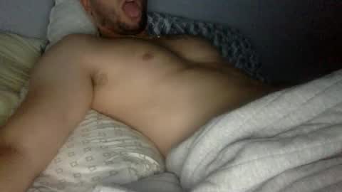 Snapshot of baretwinky chatting on 10-05-25, 03:54 baretwinky online show from 10-05-25, 03:54