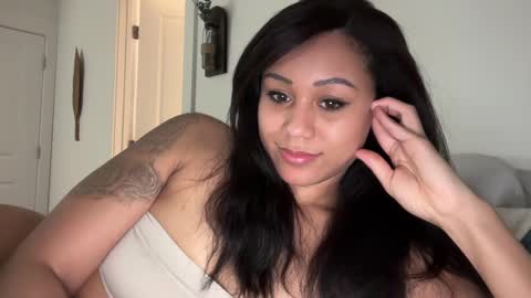 chicka online show from 02-08-25, 03:52