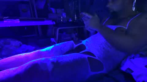 Snapshot of barkeeemark chatting on 02-10-26, 06:50 nevametafreaklikemeb4 online show from 02-10-26, 06:50