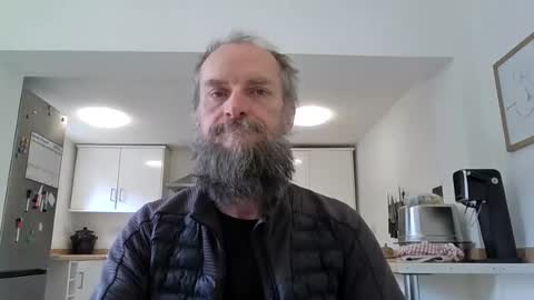 Snapshot of basiccamguy chatting on 06-18-26, 11:14 basiccamguy online show from 06-18-26, 11:14