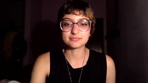 Snapshot of basilbbb chatting on 03-10-26, 03:33 basil online show from 03-10-26, 03:33