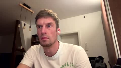 Snapshot of basst23 chatting on 01-05-25, 09:47 basst23 online show from 01-05-25, 09:47