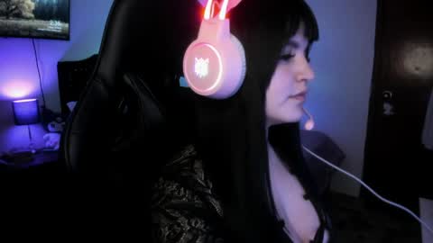  . 111 online show from 05-10-26, 07:35