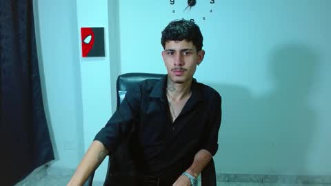 Snapshot of bastiaan_28 chatting on 09-26-25, 02:37 Bastian online show from 09-26-25, 02:37