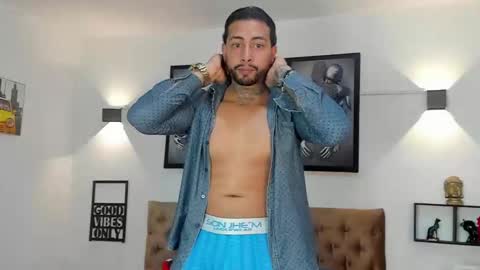 bastian_jones1 online show from 09-09-25, 10:20