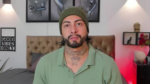 bastian_jones1 online show from 11-16-25, 03:45