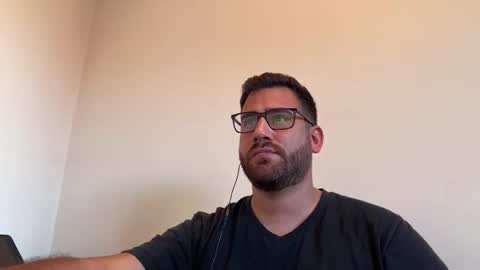 Snapshot of bastiangrosso10 chatting on 12-20-25, 09:49 Bastian Grosso online show from 12-20-25, 09:49