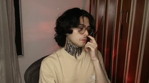 Snapshot of bastiel_ chatting on 07-03-26, 02:40 Bastiel online show from 07-03-26, 02:40