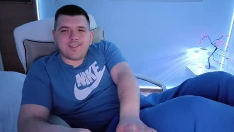 Snapshot of basystem8 chatting on 05-17-26, 04:54 BASY online show from 05-17-26, 04:54