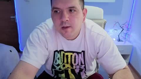 Snapshot of basystem8 chatting on 05-21-26, 05:25 BASY online show from 05-21-26, 05:25