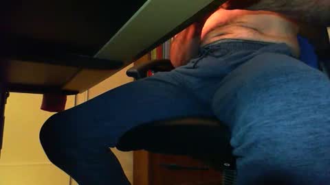 BateBro13 online show from 10-18-25, 02:29