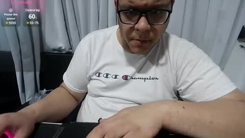 Snapshot of batman2430 chatting on 02-19-25, 08:01 brian online show from 02-19-25, 08:01