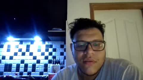 Snapshot of batman2430 chatting on 09-22-25, 04:03 brian online show from 09-22-25, 04:03