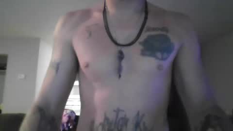 Snapshot of battlewolfxx chatting on 09-29-25, 12:43 battlewolfxx online show from 09-29-25, 12:43