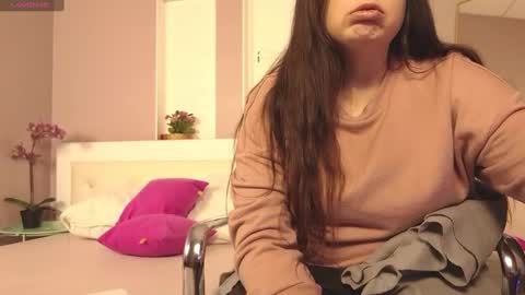 battymoll online show from 02-05-25, 10:51