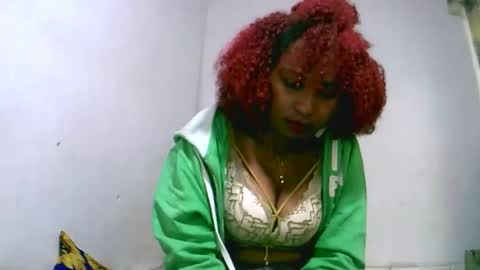 Snapshot of bavianona chatting on 09-10-25, 04:45 bavianona online show from 09-10-25, 04:45