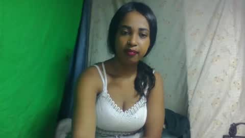 Snapshot of bavianona chatting on 10-18-25, 01:30 bavianona online show from 10-18-25, 01:30