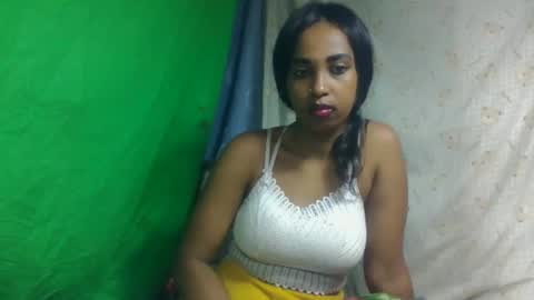 Snapshot of bavianona chatting on 10-21-25, 02:01 bavianona online show from 10-21-25, 02:01