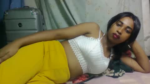 Snapshot of bavianona chatting on 10-21-25, 02:07 bavianona online show from 10-21-25, 02:07
