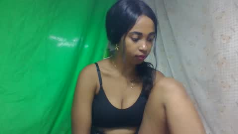 Snapshot of bavianona chatting on 11-20-25, 05:40 bavianona online show from 11-20-25, 05:40