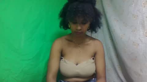 Snapshot of bavianona chatting on 11-26-25, 07:31 bavianona online show from 11-26-25, 07:31