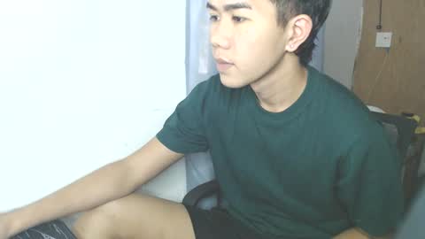 Snapshot of baxter_bab chatting on 01-27-25, 05:14 Lf Babe online show from 01-27-25, 05:14