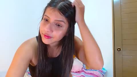 Snapshot of bb_zara chatting on 10-04-25, 03:21 zara online show from 10-04-25, 03:21