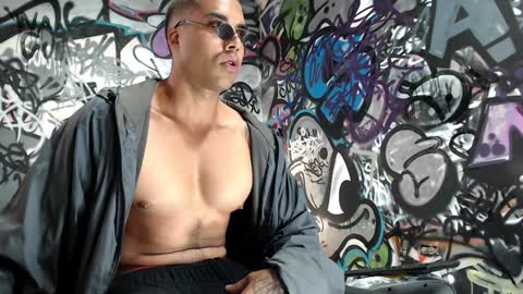 Justin online show from 01-04-25, 09:41