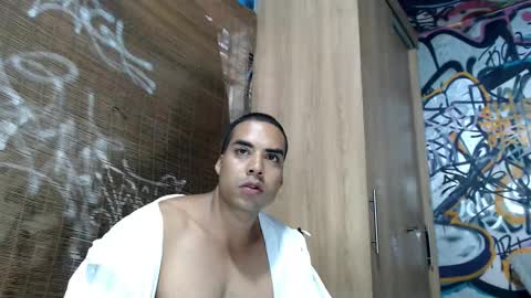 Justin online show from 11-01-25, 10:34