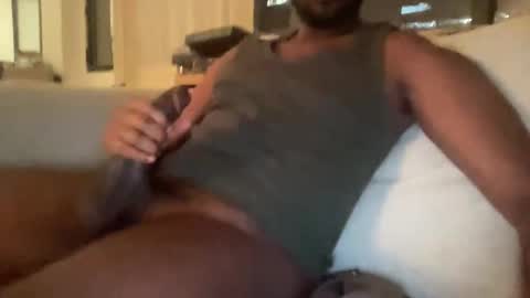 Snapshot of bbcdaevon8inch chatting on 12-20-24, 08:38 Daevon online show from 12-20-24, 08:38