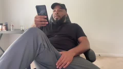 Snapshot of bbcfun44 chatting on 06-15-26, 06:21 Zaddy online show from 06-15-26, 06:21